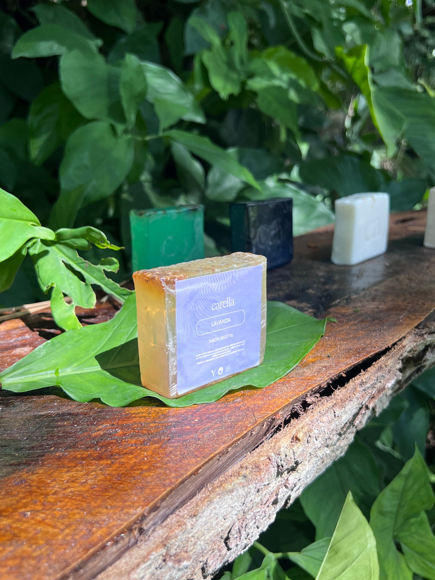 💜 Jabón de Lavanda — Relaja y Suaviza